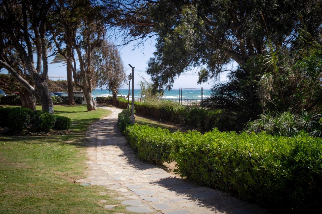 Marbella Banus Suites - Golden Beach Marbella Suite Dış mekan fotoğraf