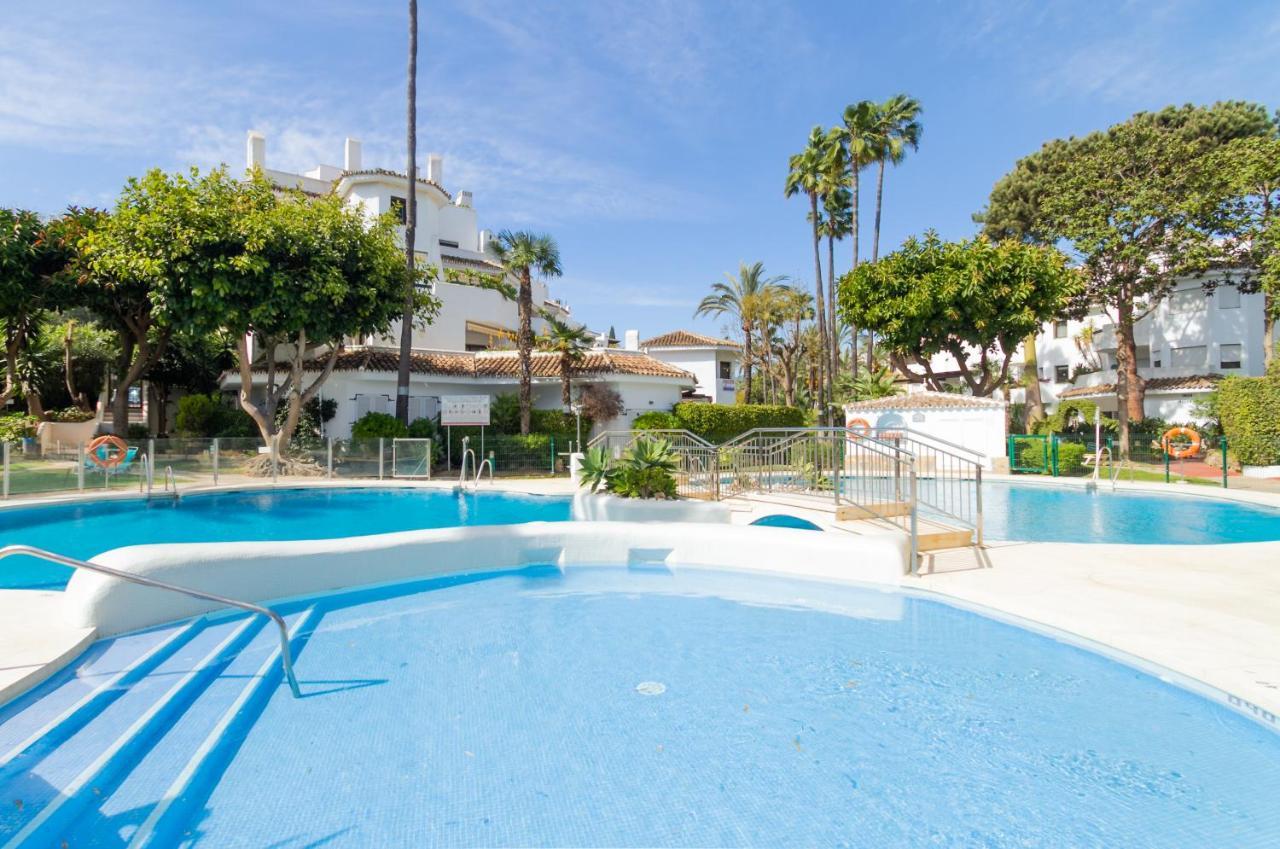 Marbella Banus Suites - Golden Beach Marbella Suite Dış mekan fotoğraf