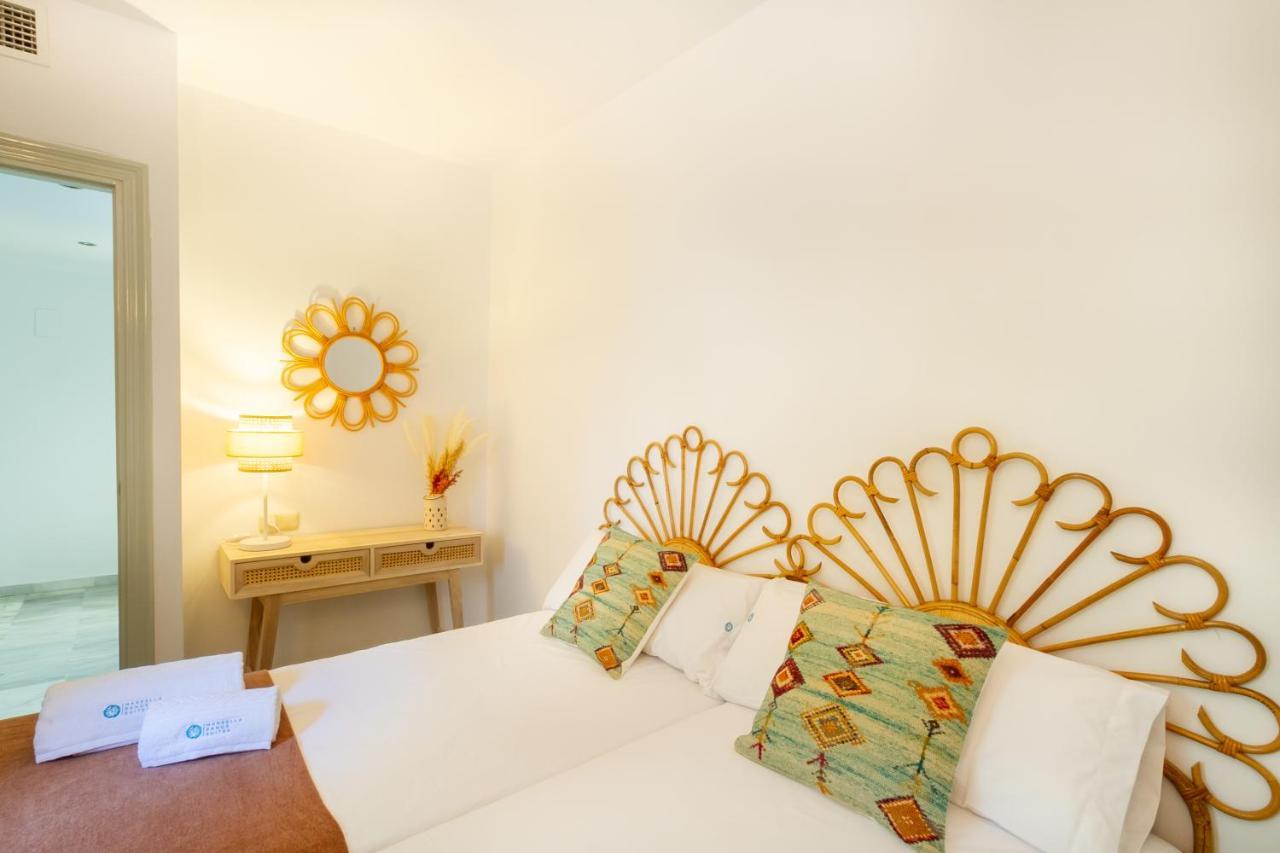 Marbella Banus Suites - Golden Beach Marbella Suite Dış mekan fotoğraf